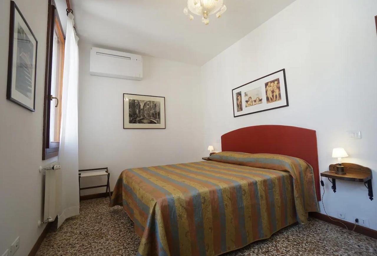 Campo San Lorenzo Venice Luaran gambar